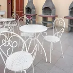Elegant House In شقة